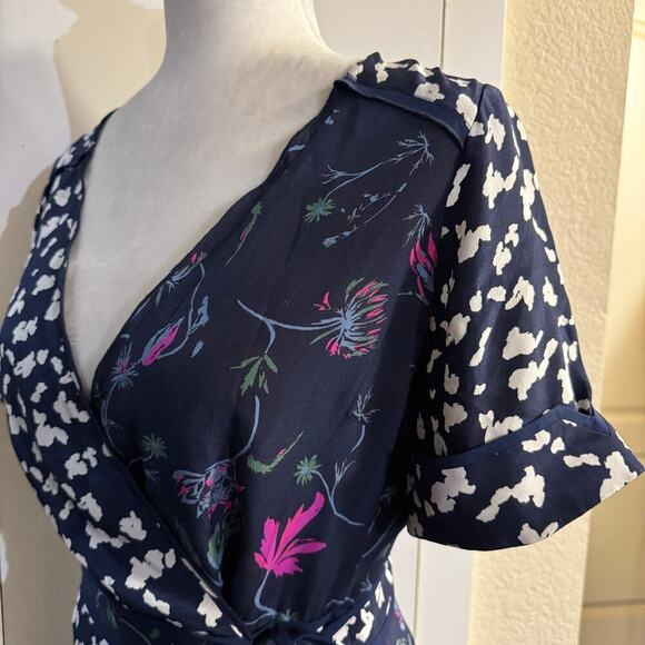 Tanya Taylor Luisa Wrap Silk Dress Floral Size 4 Feminine - Picture 10 of 12